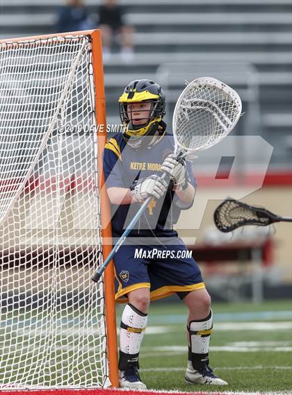 Thumbnail 2 in Kettle Moraine vs Arrowhead (WLF Round 2 Playoff) photogallery.