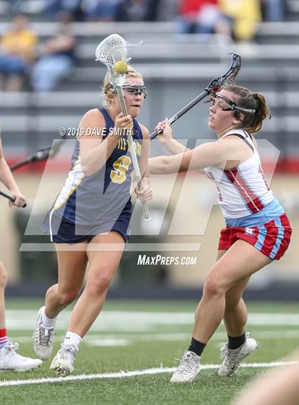 Thumbnail 2 in Kettle Moraine vs Arrowhead (WLF Round 2 Playoff) photogallery.