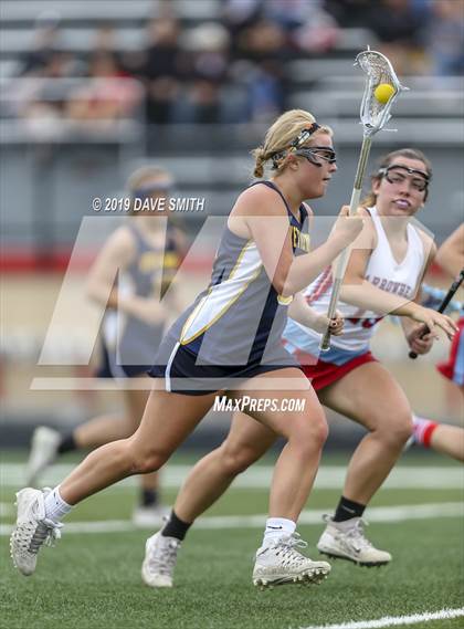 Thumbnail 3 in Kettle Moraine vs Arrowhead (WLF Round 2 Playoff) photogallery.