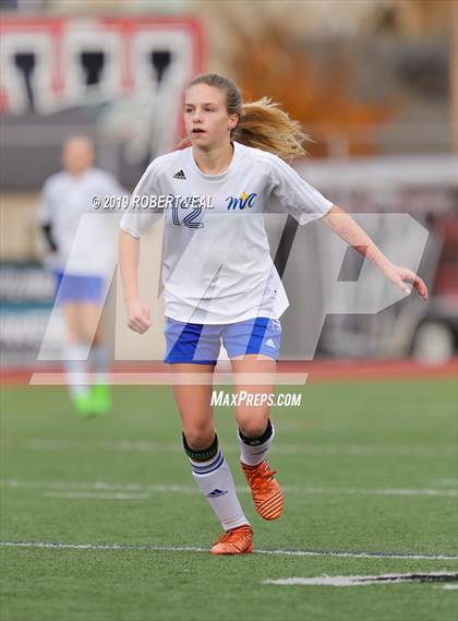 Thumbnail 3 in Mount Vernon Christian vs Davenport (WIAA 1B/2B Final) photogallery.