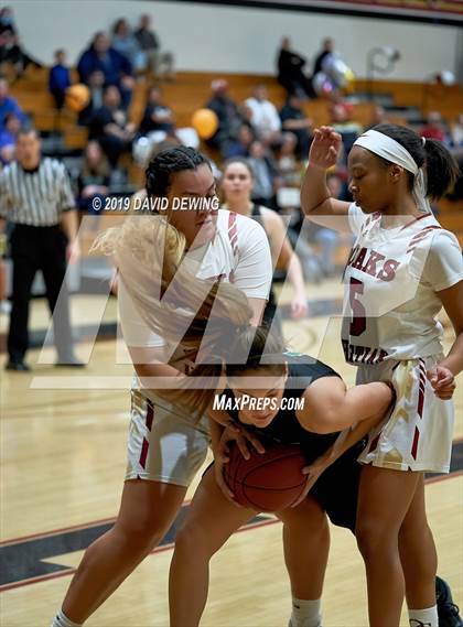 Thumbnail 3 in Thousand Oaks @ Oaks Christian photogallery.