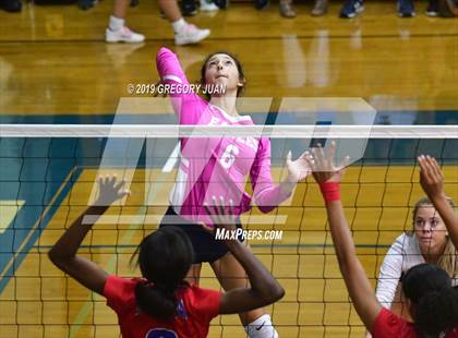 Thumbnail 1 in Oak Mountain @ Metairie Park Country Day (Country Day Tournament) photogallery.