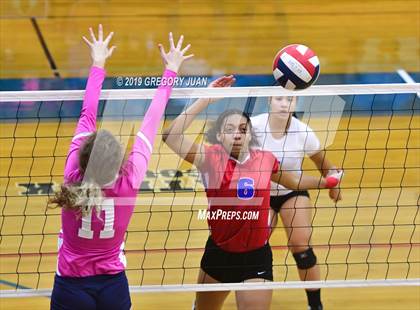 Thumbnail 1 in Oak Mountain @ Metairie Park Country Day (Country Day Tournament) photogallery.