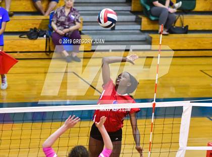 Thumbnail 1 in Oak Mountain @ Metairie Park Country Day (Country Day Tournament) photogallery.