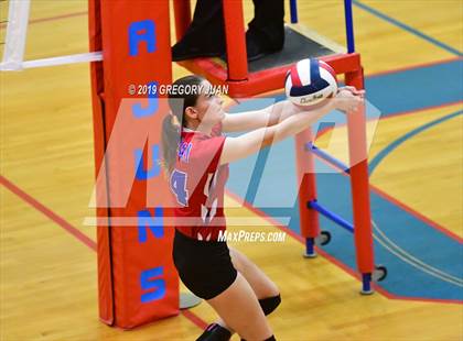 Thumbnail 1 in Oak Mountain @ Metairie Park Country Day (Country Day Tournament) photogallery.