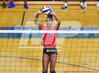 Thumbnail 3 in Oak Mountain @ Metairie Park Country Day (Country Day Tournament) photogallery.