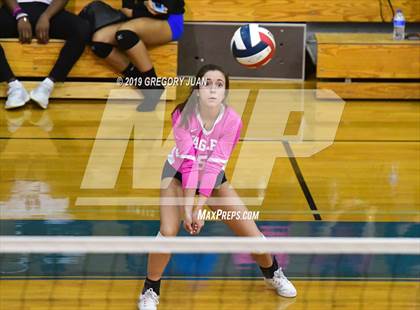 Thumbnail 1 in Oak Mountain @ Metairie Park Country Day (Country Day Tournament) photogallery.