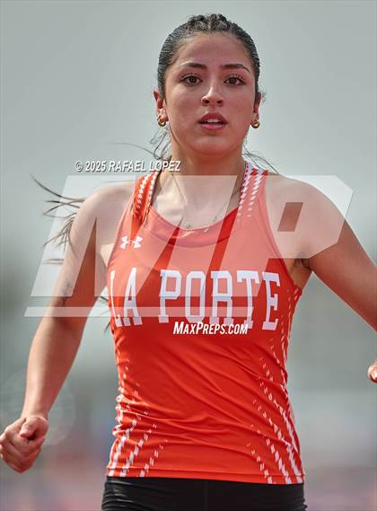 Thumbnail 1 in Panther Relays (100M Hurdles) photogallery.