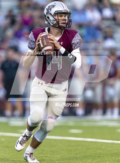 Thumbnail 3 in West @ Menomonee Falls photogallery.