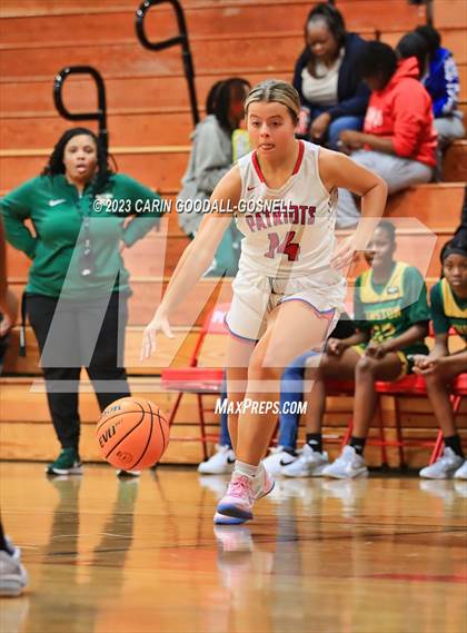 Thumbnail 1 in Kinston @ West Carteret photogallery.