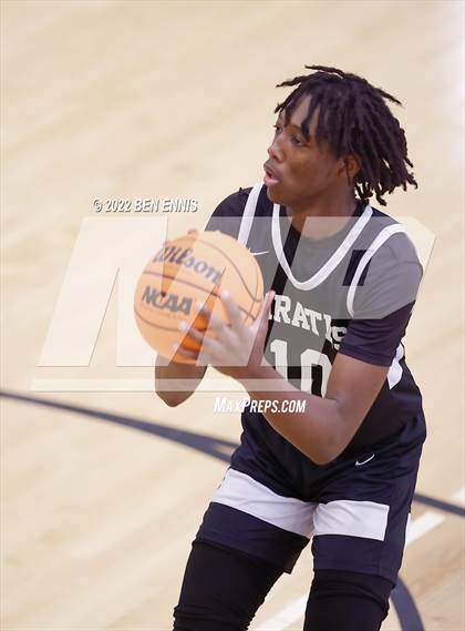Thumbnail 1 in Stone Mountain vs Morgan County (Chuck Miller Classic) photogallery.