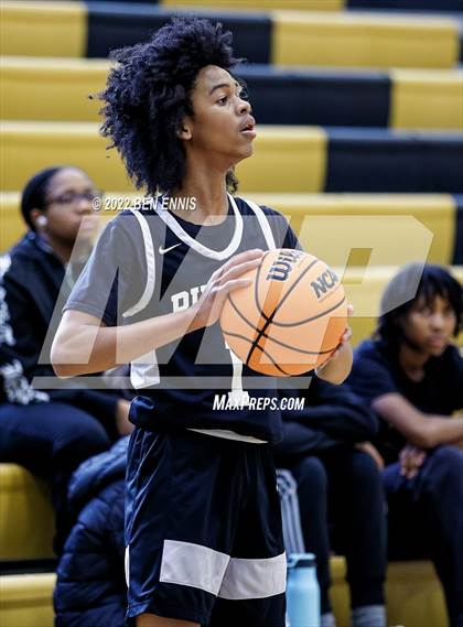 Thumbnail 1 in Stone Mountain vs Morgan County (Chuck Miller Classic) photogallery.