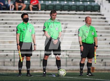 Thumbnail 2 in Allen vs. Rockwall-Heath (UIL 6A Semifinal) photogallery.