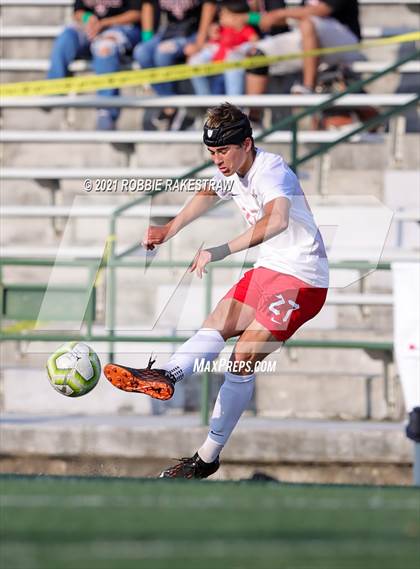 Thumbnail 1 in Allen vs. Rockwall-Heath (UIL 6A Semifinal) photogallery.