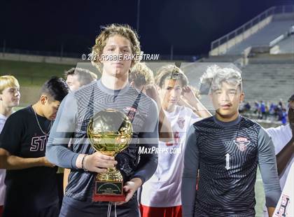 Thumbnail 3 in Allen vs. Rockwall-Heath (UIL 6A Semifinal) photogallery.
