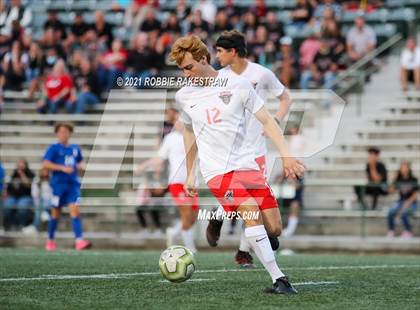 Thumbnail 2 in Allen vs. Rockwall-Heath (UIL 6A Semifinal) photogallery.