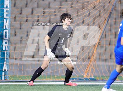 Thumbnail 3 in Allen vs. Rockwall-Heath (UIL 6A Semifinal) photogallery.