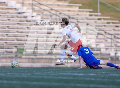 Thumbnail 1 in Allen vs. Rockwall-Heath (UIL 6A Semifinal) photogallery.