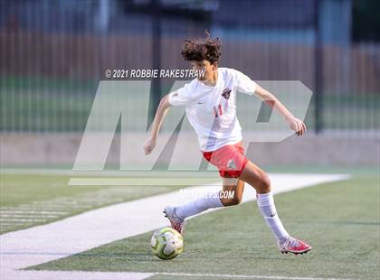Thumbnail 2 in Allen vs. Rockwall-Heath (UIL 6A Semifinal) photogallery.