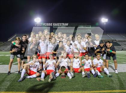 Thumbnail 2 in Allen vs. Rockwall-Heath (UIL 6A Semifinal) photogallery.
