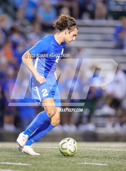 Thumbnail 1 in Allen vs. Rockwall-Heath (UIL 6A Semifinal) photogallery.