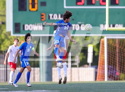 Thumbnail 3 in Allen vs. Rockwall-Heath (UIL 6A Semifinal) photogallery.