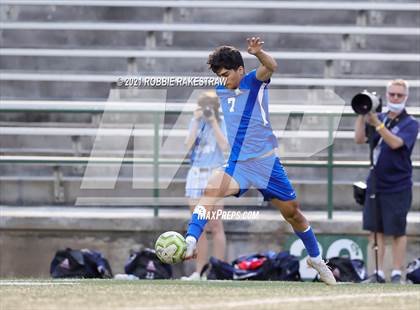 Thumbnail 1 in Allen vs. Rockwall-Heath (UIL 6A Semifinal) photogallery.