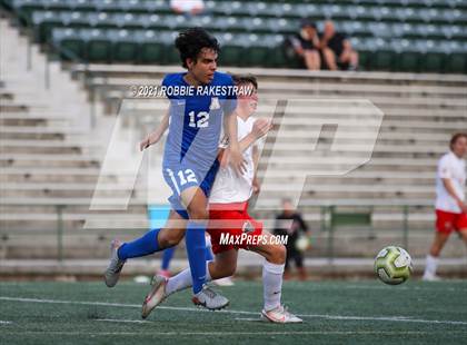 Thumbnail 2 in Allen vs. Rockwall-Heath (UIL 6A Semifinal) photogallery.