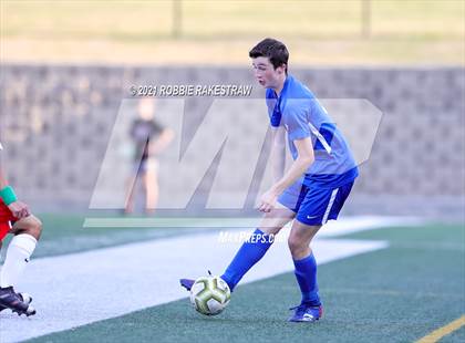 Thumbnail 2 in Allen vs. Rockwall-Heath (UIL 6A Semifinal) photogallery.
