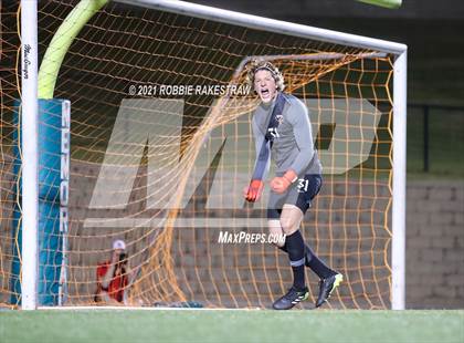 Thumbnail 1 in Allen vs. Rockwall-Heath (UIL 6A Semifinal) photogallery.