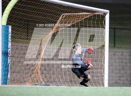 Thumbnail 1 in Allen vs. Rockwall-Heath (UIL 6A Semifinal) photogallery.