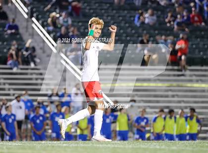 Thumbnail 3 in Allen vs. Rockwall-Heath (UIL 6A Semifinal) photogallery.