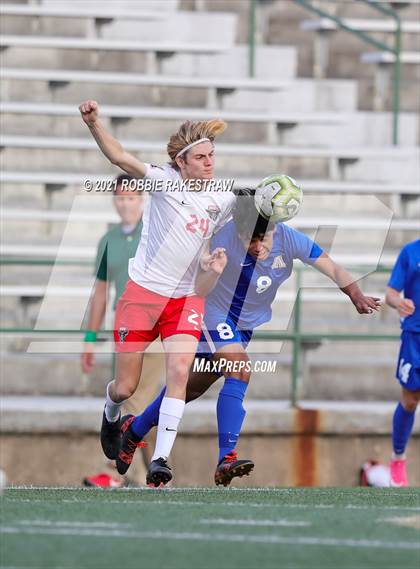 Thumbnail 2 in Allen vs. Rockwall-Heath (UIL 6A Semifinal) photogallery.