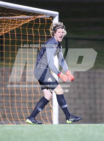 Thumbnail 3 in Allen vs. Rockwall-Heath (UIL 6A Semifinal) photogallery.