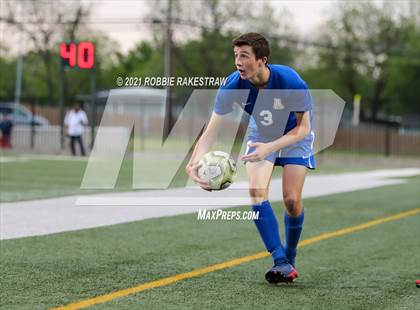 Thumbnail 1 in Allen vs. Rockwall-Heath (UIL 6A Semifinal) photogallery.