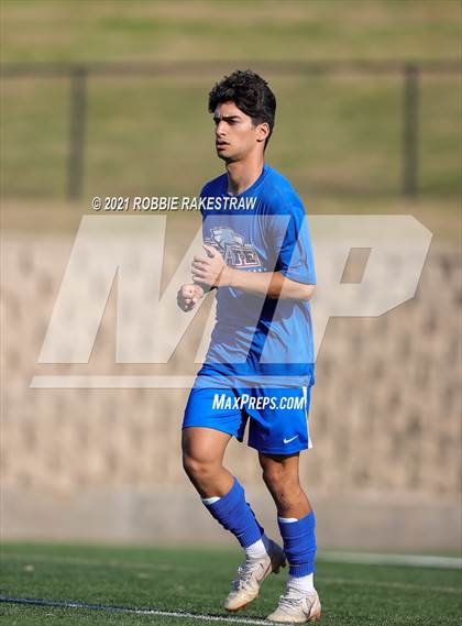 Thumbnail 2 in Allen vs. Rockwall-Heath (UIL 6A Semifinal) photogallery.