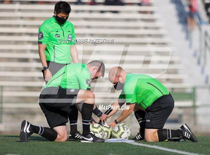Thumbnail 3 in Allen vs. Rockwall-Heath (UIL 6A Semifinal) photogallery.
