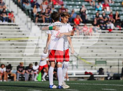 Thumbnail 1 in Allen vs. Rockwall-Heath (UIL 6A Semifinal) photogallery.