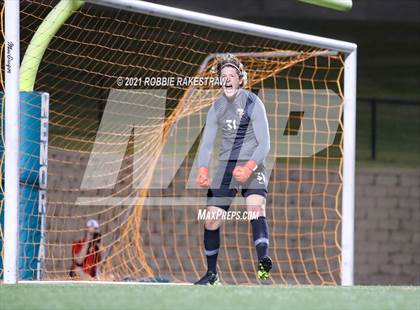 Thumbnail 2 in Allen vs. Rockwall-Heath (UIL 6A Semifinal) photogallery.