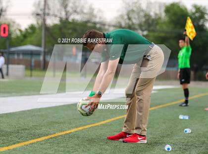 Thumbnail 3 in Allen vs. Rockwall-Heath (UIL 6A Semifinal) photogallery.