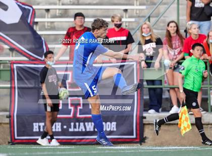 Thumbnail 1 in Allen vs. Rockwall-Heath (UIL 6A Semifinal) photogallery.