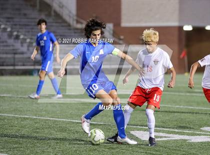 Thumbnail 1 in Allen vs. Rockwall-Heath (UIL 6A Semifinal) photogallery.
