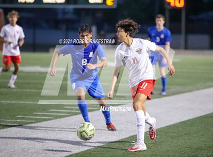 Thumbnail 3 in Allen vs. Rockwall-Heath (UIL 6A Semifinal) photogallery.