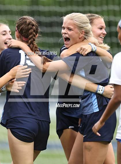 Thumbnail 3 in Charlotte Christian @ Charlotte Latin photogallery.