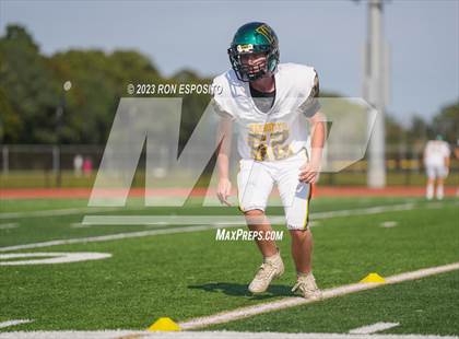 Thumbnail 3 in Ward Melville @ William Floyd photogallery.