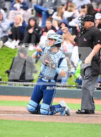 Thumbnail 2 in Valor Christian vs. Cherokee Trail (CHSAA 5A State Final) photogallery.