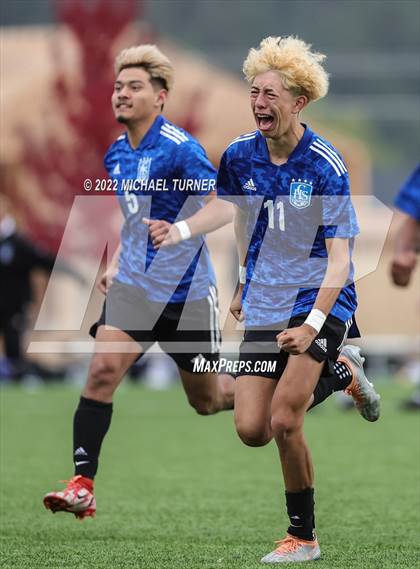 Thumbnail 3 in Caldwell vs Bishop Kelly (IHSAA 4A State Final) photogallery.