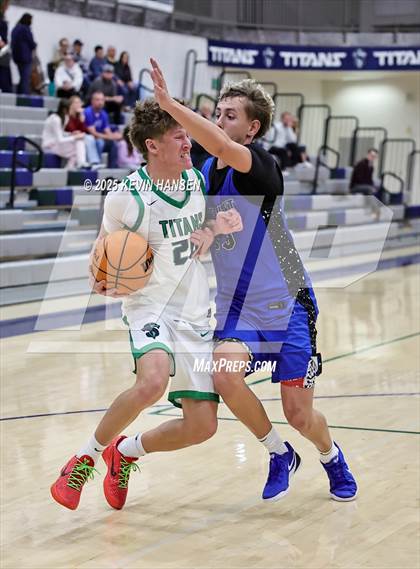 Thumbnail 1 in JV: Fremont @ Syracuse photogallery.