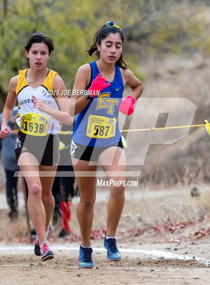 Thumbnail 1 in CIF State Cross Country Championships (Girls D2 Race) photogallery.