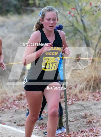 Thumbnail 1 in CIF State Cross Country Championships (Girls D2 Race) photogallery.